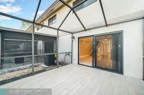 22095 Las Brisas Cir, Boca Raton FL 33433-4810 exterior