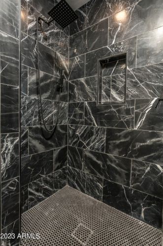 4735 24 St, Phoenix AZ 85016-4837 exterior