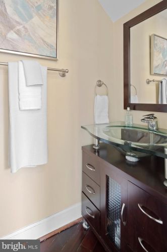 616 M St, Washington DC 20002-3425 exterior