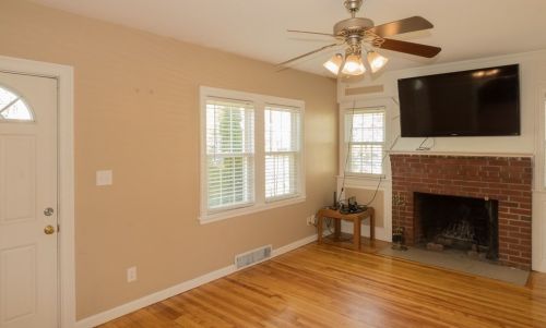 12 Collins St, Danvers MA 01923-2623 exterior