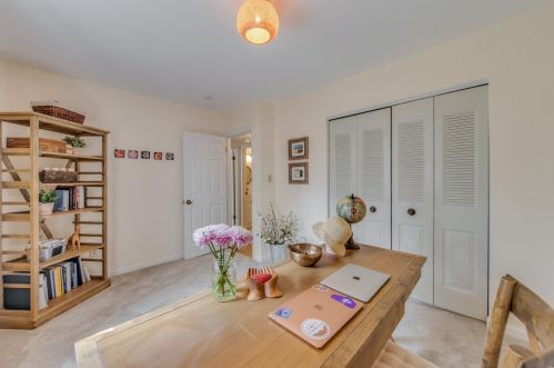 1502 Oriole Ln, Saint Louis MO 63144-1110 exterior