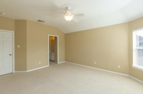 8611 Jackson Crk Bnd Ln, Humble TX 77396-3780 exterior