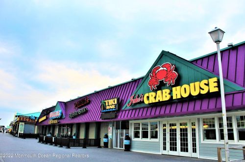 309 Hawthorne Ave, Point Pleasant Beach NJ 08742-2540 exterior