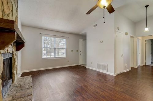 6310 Creekford Dr, Lithonia GA 30058-3948 exterior