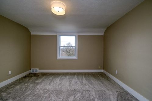 119 Columbia Dr, Pittsburgh PA  15236-4428 exterior