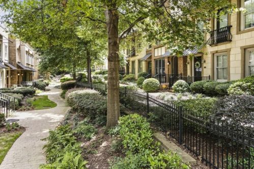 1229 Mecaslin St, Atlanta GA  30318-5349 exterior