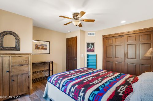 6822 Table Mtn Rd, Tucson AZ 85718-1328 exterior