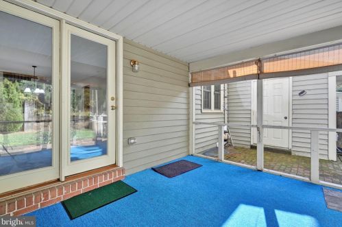 3223 Pinewyn Cir, Lancaster PA exterior