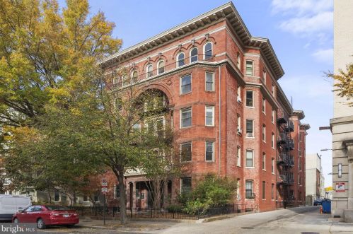 1419 R St, Washington DC  20009-3863 exterior