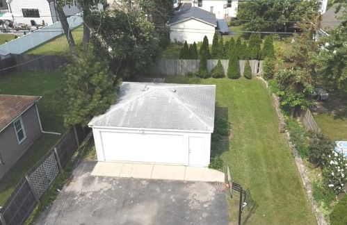 179 North Ave, Elmhurst IL 60126-2558 exterior