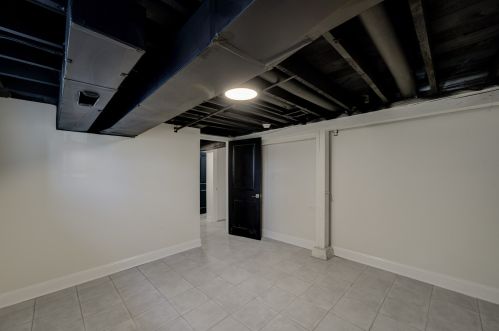 8104 Dorchester Ave, Chicago IL  60619-3436 exterior