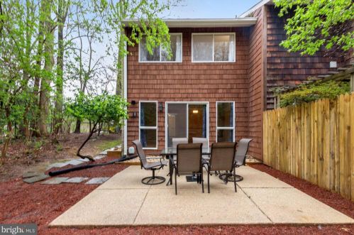 316 New Mark Esplanade, Rockville MD 20850-2750 exterior