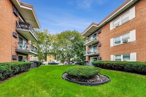 4229 Keystone Ave, Chicago IL  60641-2305 exterior