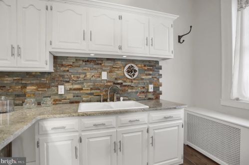 301 Penn St, Huntingdon PA 16652-1609 exterior