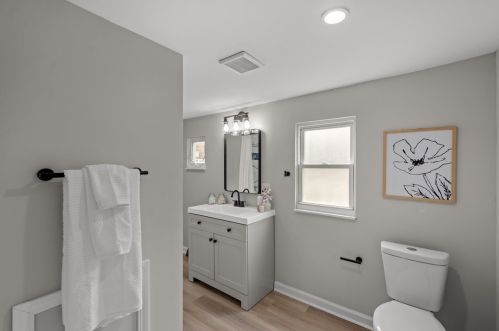 463 Edith St, Pittsburgh PA 15211-1148 exterior