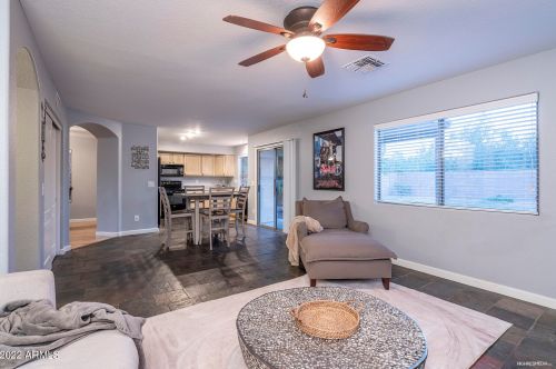 27601 25th Dr, Phoenix AZ  85085-4724 exterior