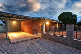 6318 Calle Cappela, Tucson, AZ 85710-5302