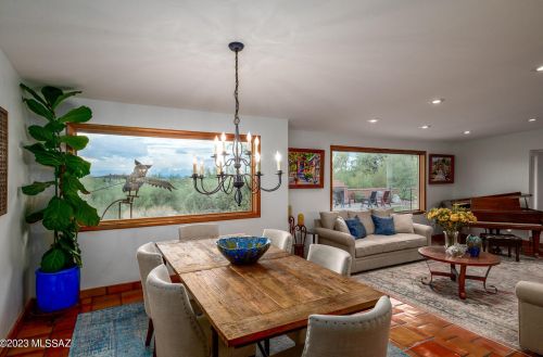 6101 Camino De Santa Valera, Tucson AZ  85718-3722 exterior