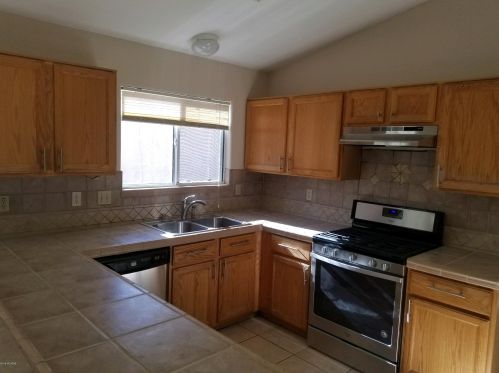 10131 Paseo Juan Tabo, Tucson AZ  85747-5256 exterior