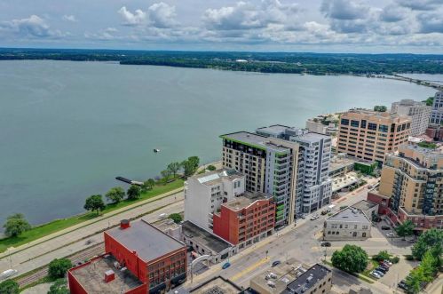 155 Wilson St, Madison WI  53703-3473 exterior