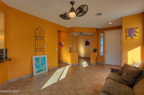 653 Rugged Cyn Dr, Green Valley AZ 85614-6188 exterior