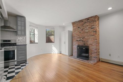 26 Everett St, Boston, MA