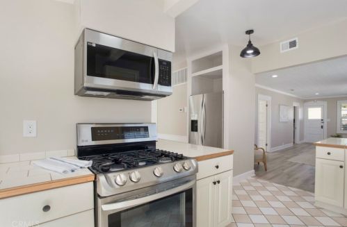 228 Date St, Brea CA 92823-6305 exterior