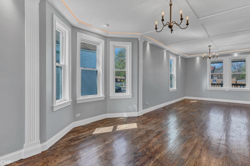 6749 Damen Ave, Chicago IL  60636-3204 exterior