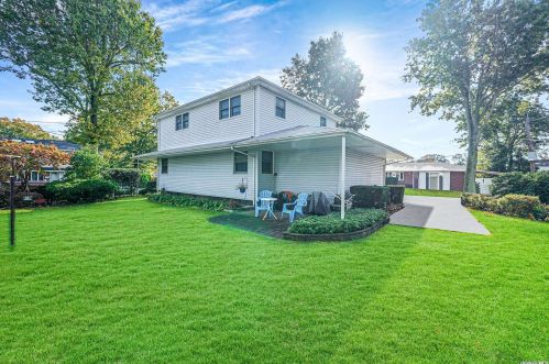 19 Sheldon Pl, Commack NY 11725-3237 exterior