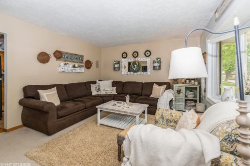 4638 115th Pl, Chicago, IL 60803-2214