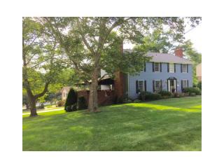 2134 Clairmont Dr, Pittsburgh PA  15241-3242 exterior