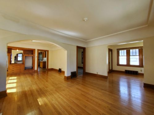 2825 52, Milwaukee WI 53210-1607 exterior