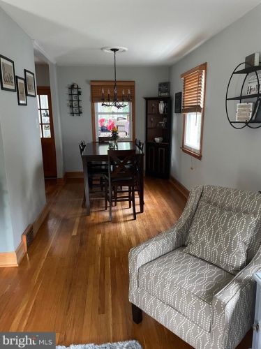 1208 High St, Haddon Heights NJ 08035-1843 exterior