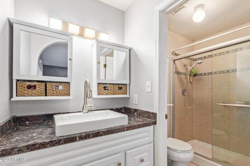 16418 30th Dr, Phoenix AZ  85045-2271 exterior