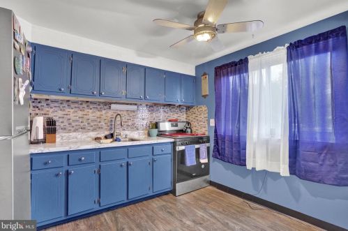 839 Hilton Dr, Lancaster PA  17603-5835 exterior