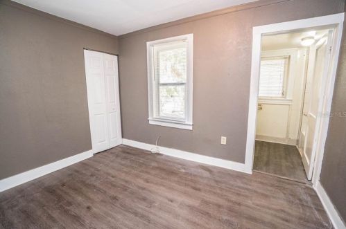 8112 Alaska St, Tampa FL  33604-3244 exterior