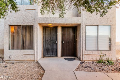 15601 30th St, Phoenix, AZ 85032-3742