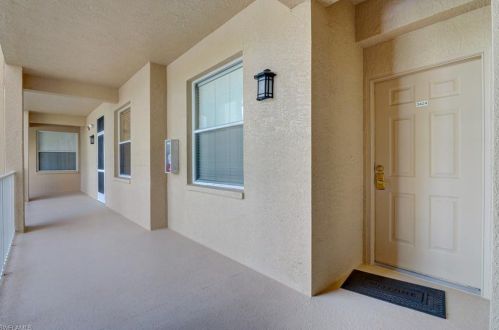 3770 Sawgrass Way, Naples FL 34112-1300 exterior