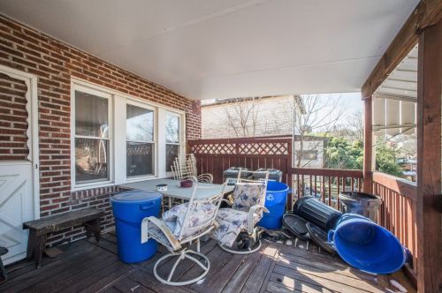 90 Pasadena, Pittsburgh PA 15215-0024 exterior