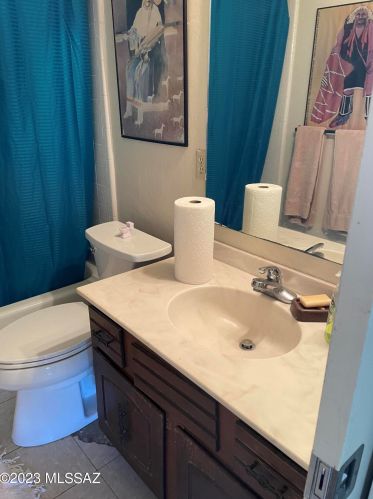 5040 Camino Esplendora, Tucson AZ 85718-4508 exterior