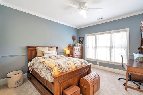 1233 Austin Gln Dr, Atlanta GA 30338-3233 exterior