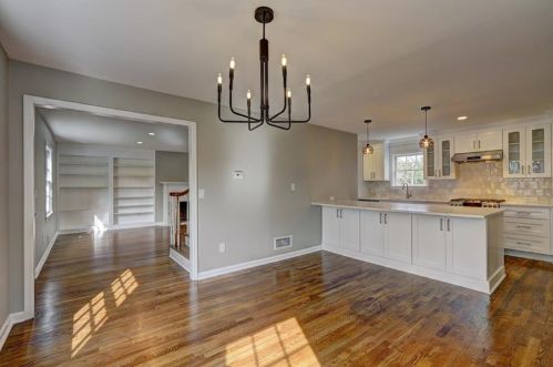 1113 Dan Johnson Rd, Atlanta GA 30307-1204 exterior