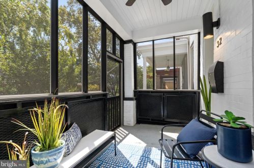 32 Franklin St, Washington DC  20002-1008 exterior