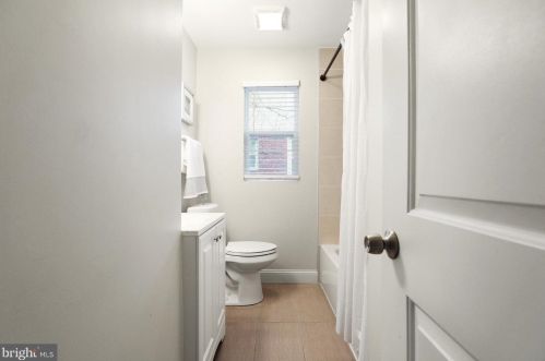 3459 25th St, Washington DC 20037-2209 exterior