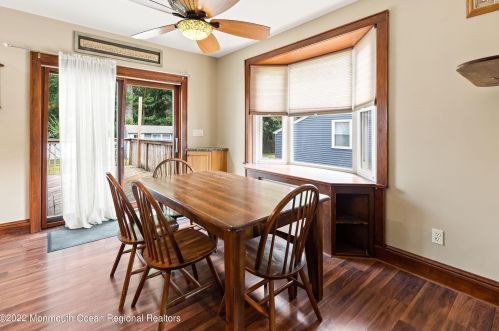 59 Lloyd St, Edison NJ 08817-5231 exterior