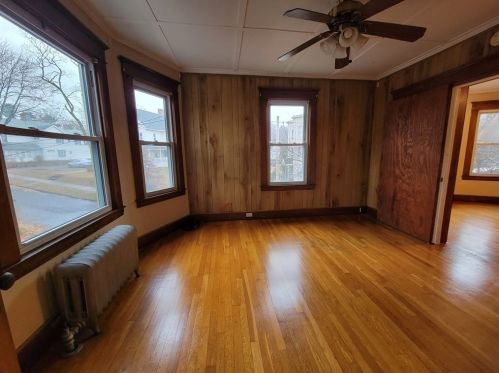 92 Nonotuck Ave, Chicopee MA 01013-2520 exterior