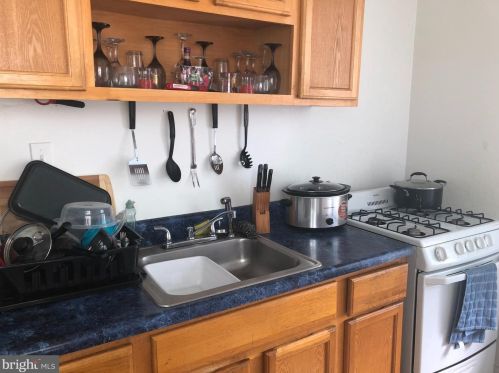 3741 15 St, Philadelphia PA 19140-3601 exterior