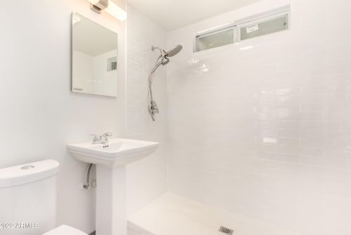 7545 27th Ave, Phoenix AZ 85087-8097 exterior