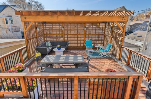 2219 Shakespeare Ave, Chicago IL 60647-3316 exterior