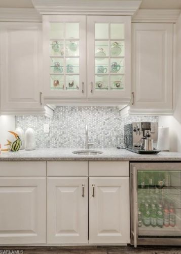 1302 Noble Heron Way, Naples FL 34105-2791 exterior